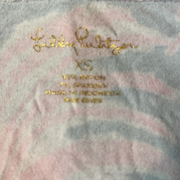 Lilly Pulitzer dress, size XS. Pink, blue and white. 3/4 sleeves. Pineapples. - Picture 3 of 6